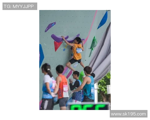 重庆攀岩队荣登全国攀岩配合排行榜第一名展现实力与团队精神