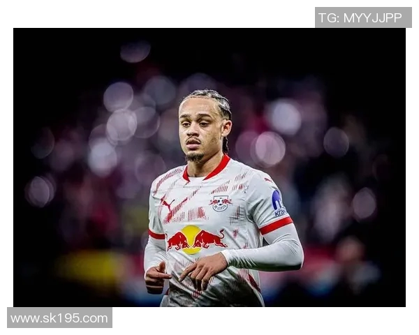 哈维西蒙斯的崛起与未来展望:年轻球员如何改变足球格局