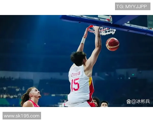 周琦在国际篮球舞台上的崛起与挑战：从青涩球员到国家队核心的奋斗历程