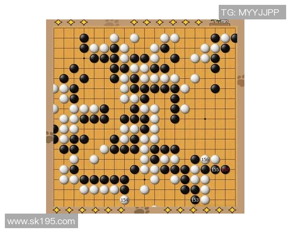 杜塞多夫与菲尔特的激烈对决展现足球魅力与战术智慧的较量