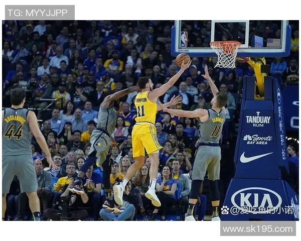 灰熊队与太阳队激战正酣谁能在这场对决中笑到最后