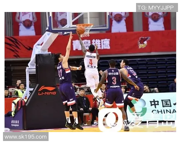 广州排球队进攻体系解析：排球战术的创新与应用探讨MBA